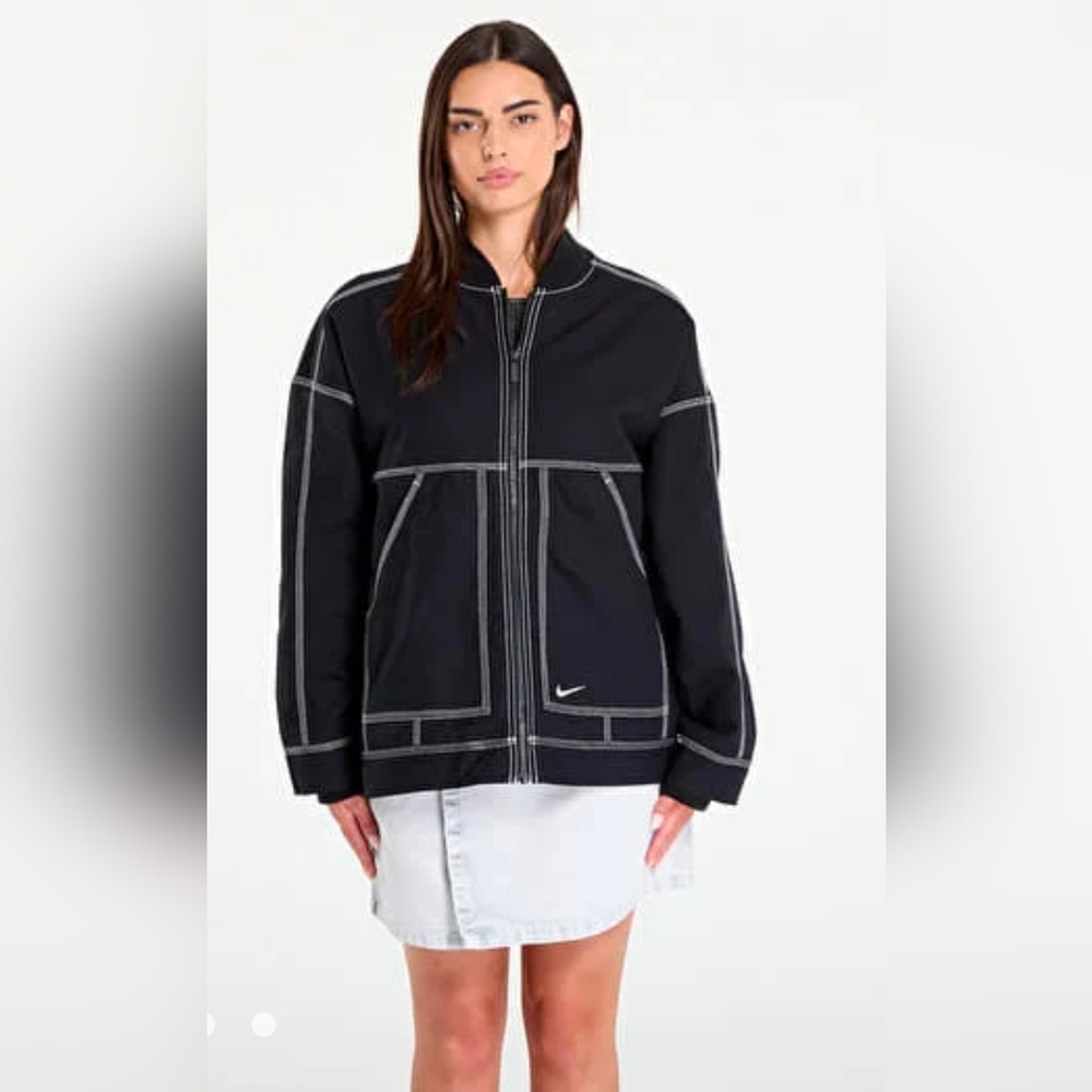 Rare Nike Sportswear Women's Oversized Graphic Cargo Jacket Large